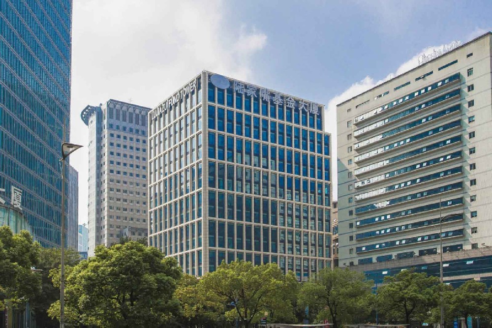 陆家嘴基金大厦
