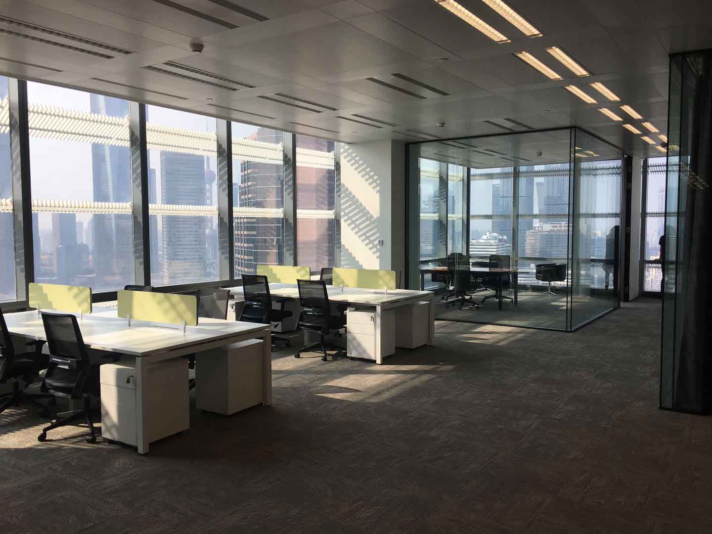 泰康保险大厦280㎡