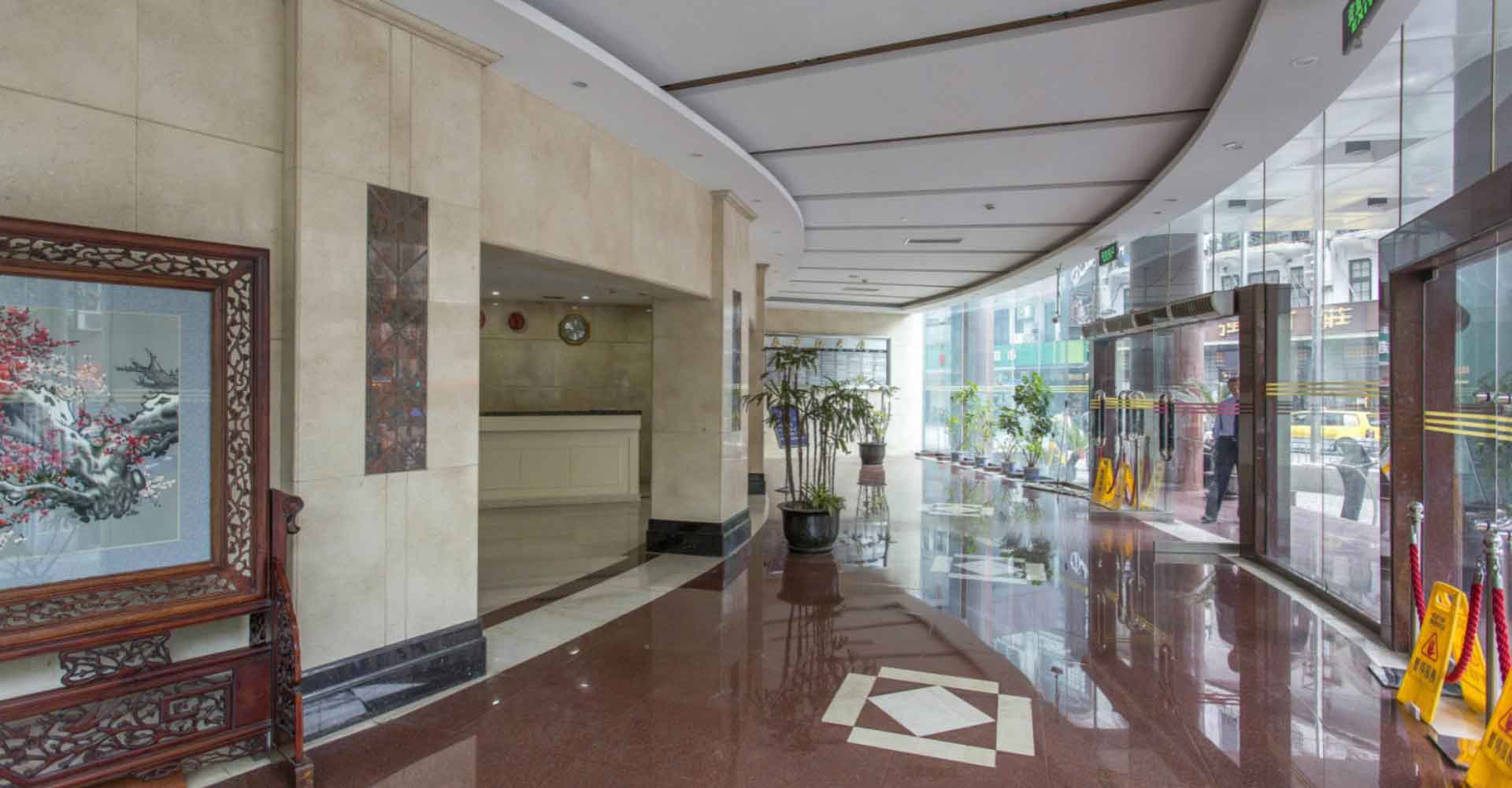 春申江大厦大堂